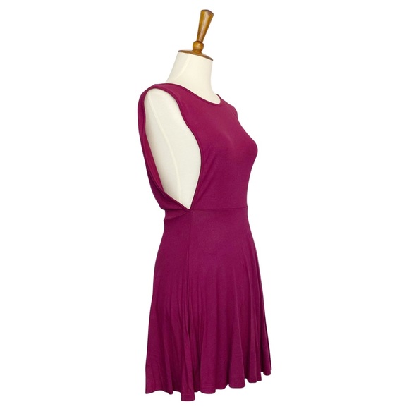 Cranberry Red Sleeveless Mini Dress with Open Back - Picture 10 of 15